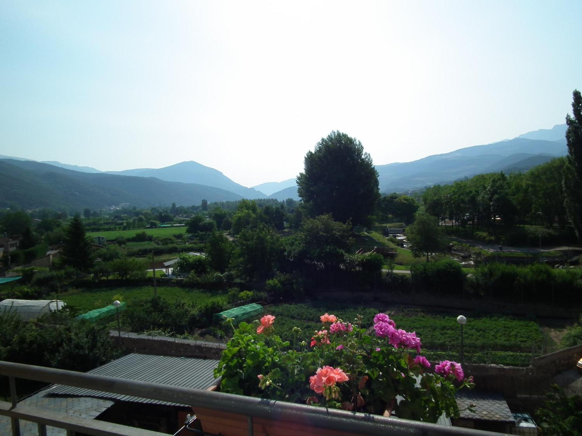 Casa Catharina Bed & Breakfast La Seu d'Urgell Dış mekan fotoğraf