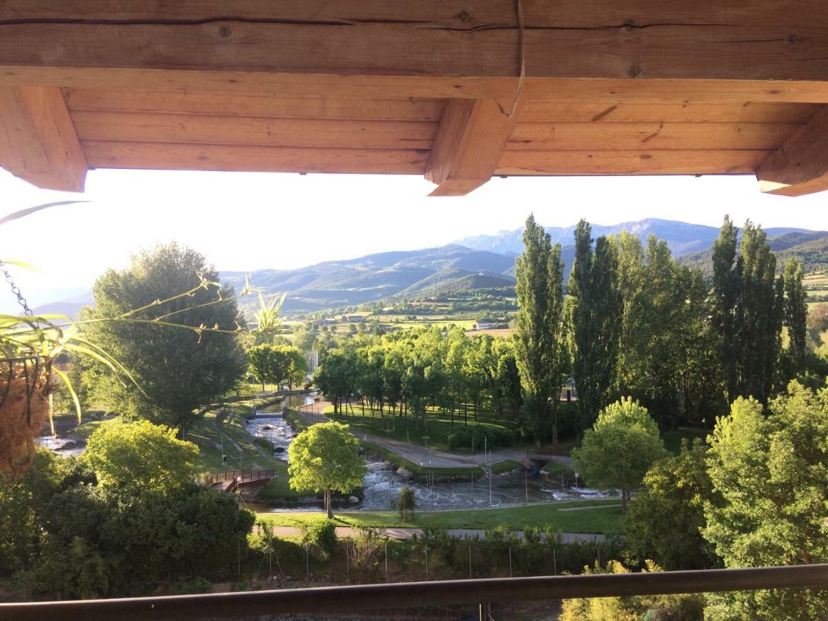 Casa Catharina Bed & Breakfast La Seu d'Urgell Dış mekan fotoğraf